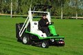 <b>DSC_9928_5</b><br>Etesia H124DX on miellyttävä ajettava