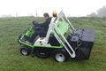 <b>Etesia H124DX Lombardini diesel</b><br>Jyrkkien mäkien leikkuu onnistuu turvallisesti matalan painopisteen ja nelivedon ansiosta.