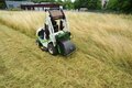 <b>dsc_8511b_0</b><br>Etesia Buffalo 100 BPHPX2 pitkää heinää niittämässä